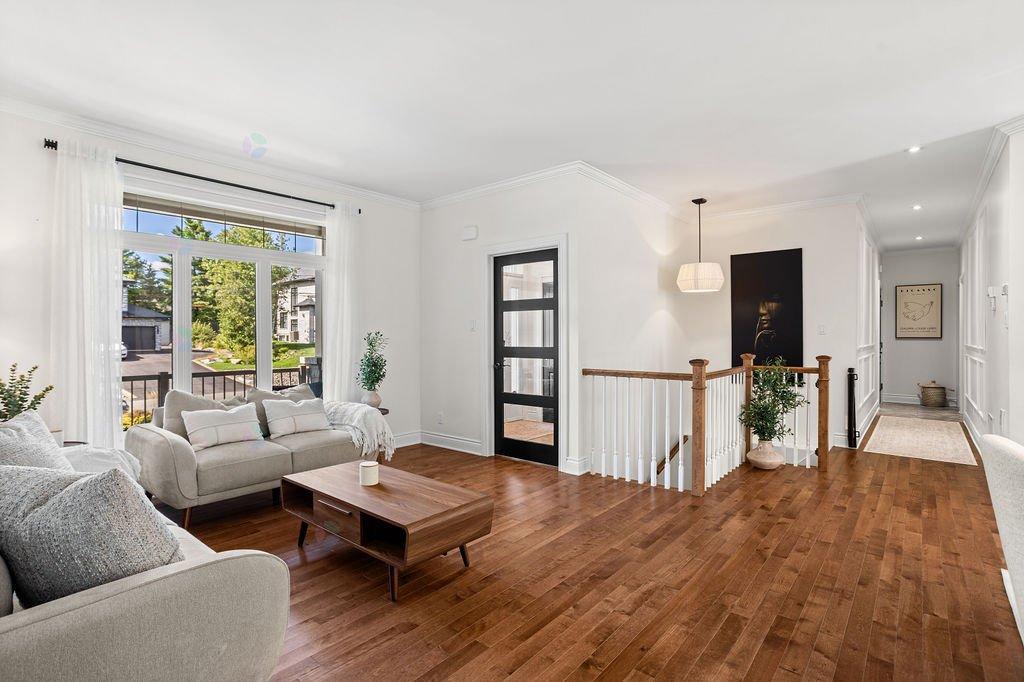 16675 Rue de la Perle Mirabel Quebec Canada J7N0W5 5