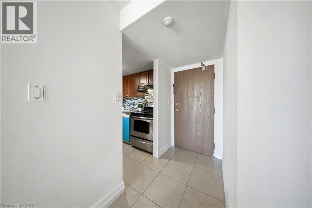 25 Agnes Street Unit# 202, Mississauga, Ontario L5B 3X7 - Photo 10 - 40855316