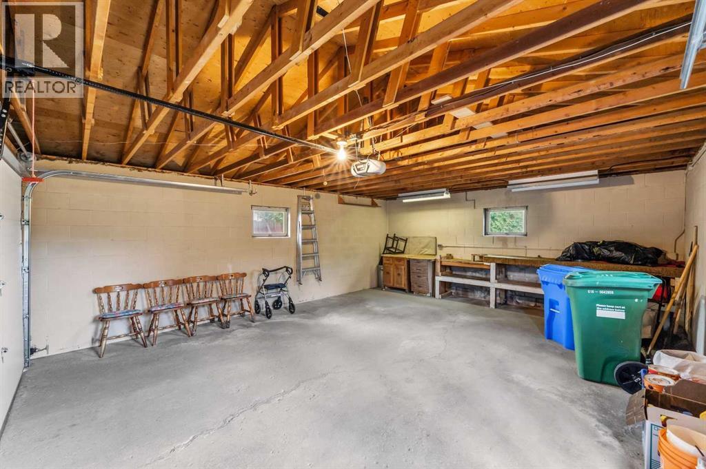 7944 Huntington Road NE, Calgary, Alberta  T2K 5A3 - Photo 38 - A2345682