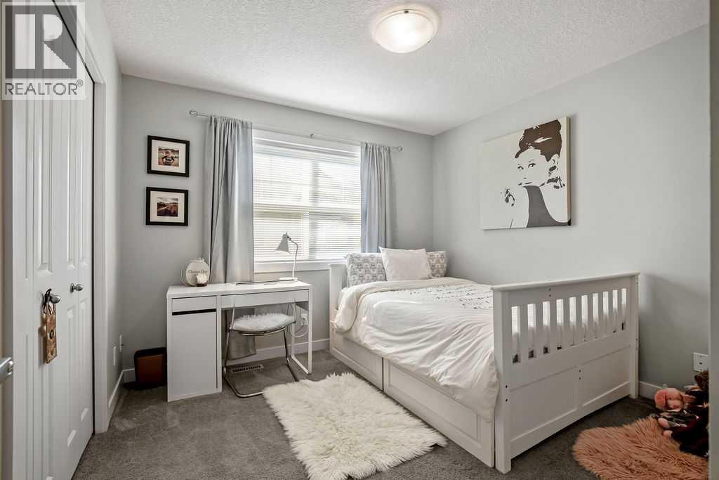 18 Legacy Path SE, Calgary, Alberta  T2X 4H9 - Photo 27 - A2346326