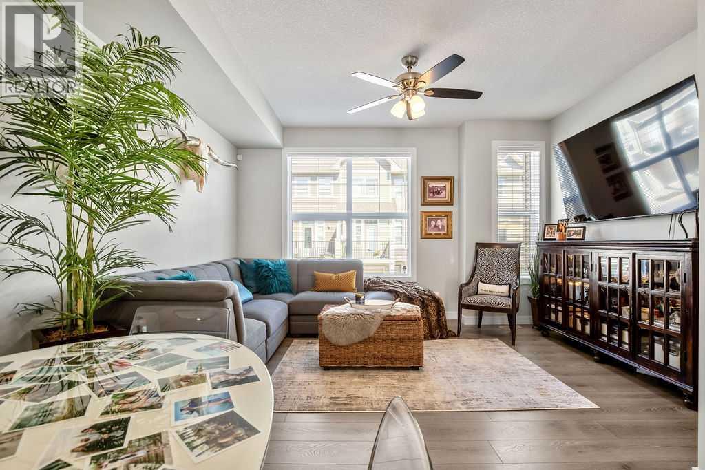 18 Legacy Path SE, Calgary, Alberta  T2X 4H9 - Photo 19 - A2346326
