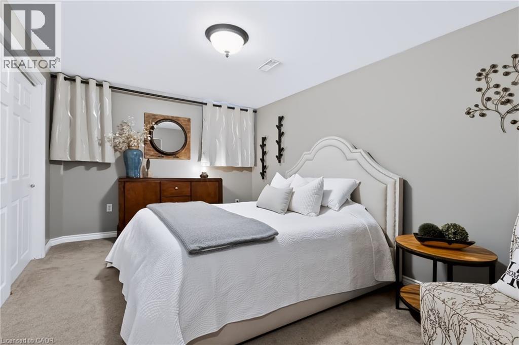 2243 Turnberry Road Unit# 2, Burlington, Ontario  L7M 4Y4 - Photo 32 - 40864169