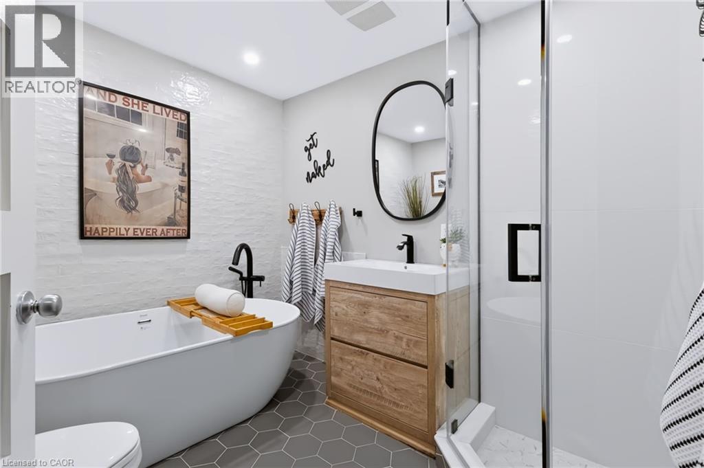 2243 Turnberry Road Unit# 2, Burlington, Ontario  L7M 4Y4 - Photo 30 - 40864169