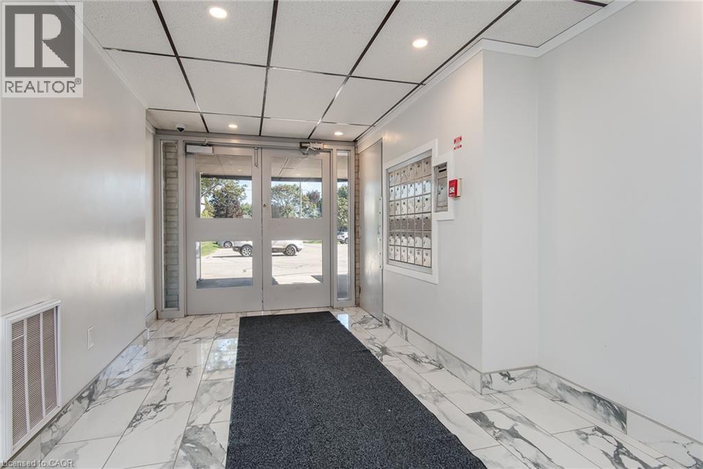 71 Vanier Drive Unit# 310, Kitchener, Ontario  N2C 1J4 - Photo 6 - 40864977