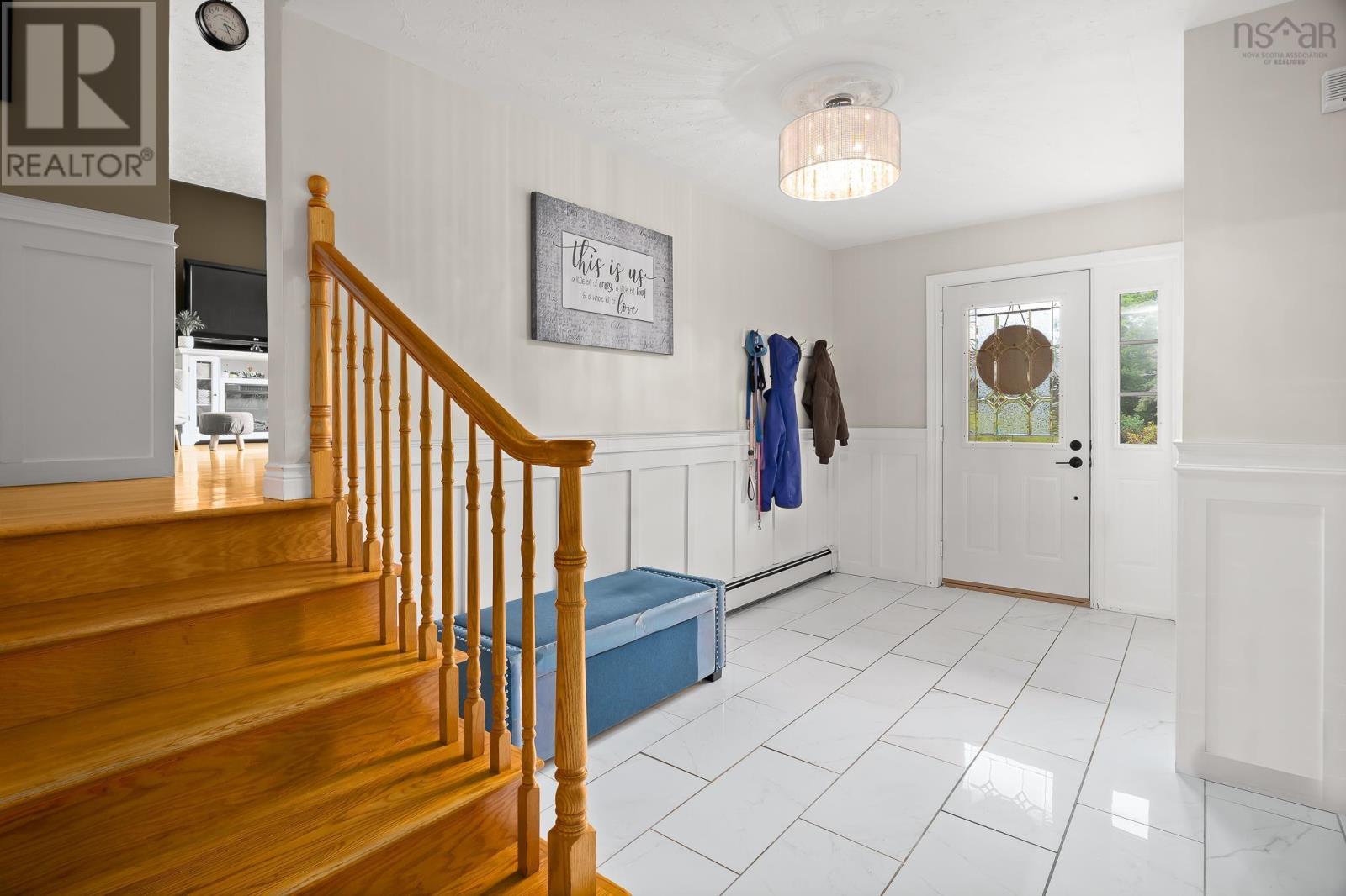 2 Joan Eleanor Drive, Dartmouth, Nova Scotia  B2W 5Z9 - Photo 2 - 202623925
