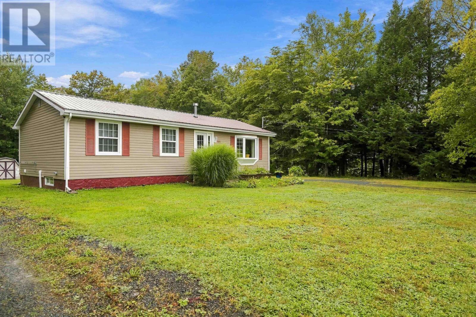 809 Cleveland Road, Windermere, Nova Scotia  B0P 1E0 - Photo 4 - 202623927