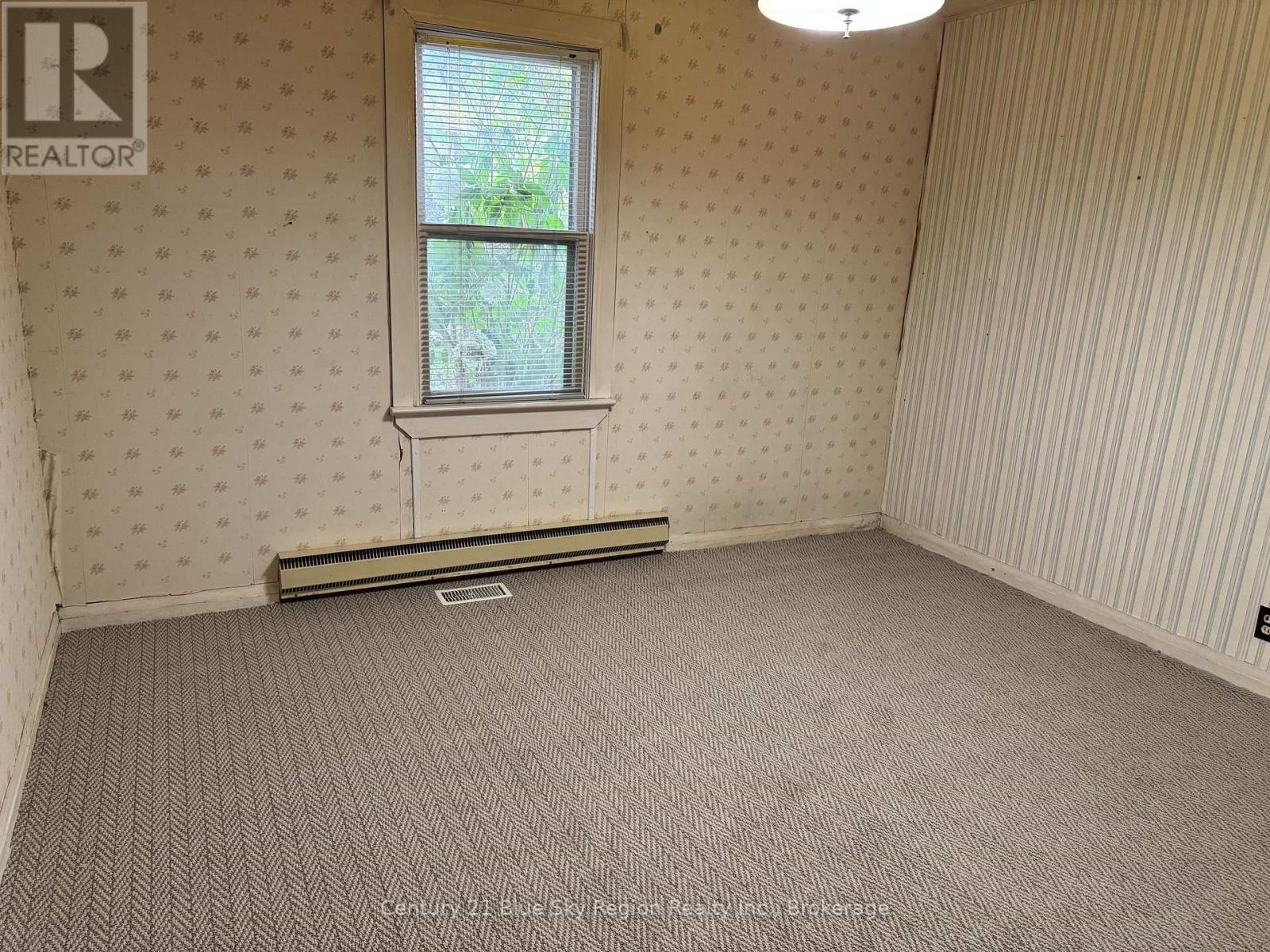 142 LEE AVENUE photo 10
