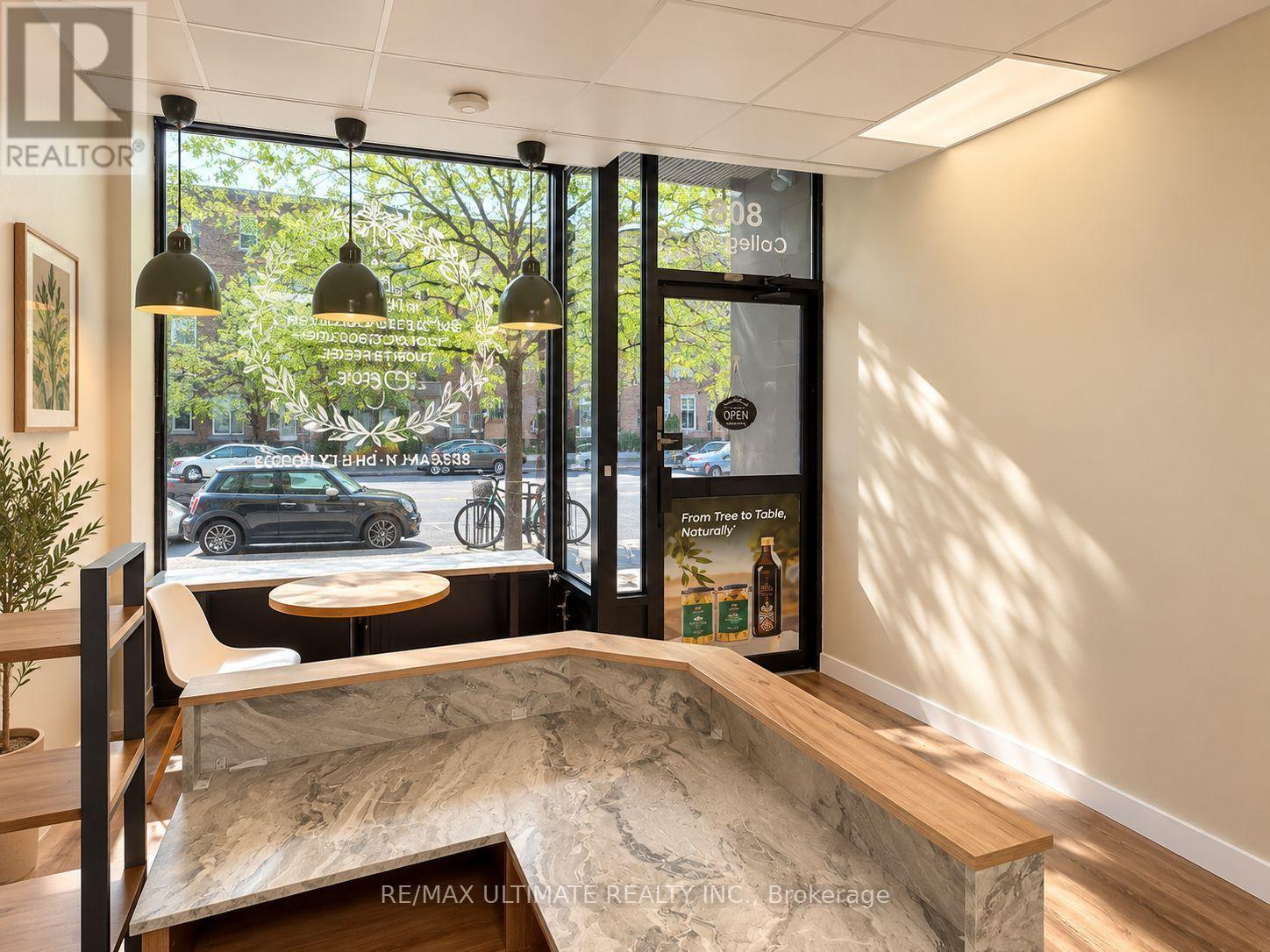 806 College Street, Toronto, Ontario  M6G 1C8 - Photo 5 - C13788490