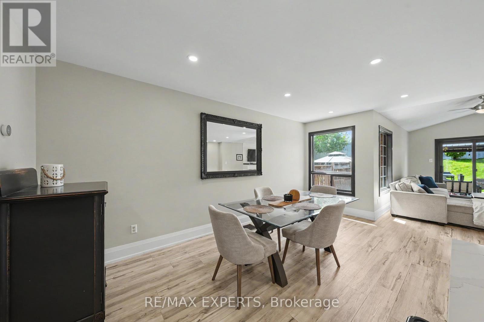 40 Waterbury Street, Caledon, Ontario  L7E 1X4 - Photo 7 - W13195682
