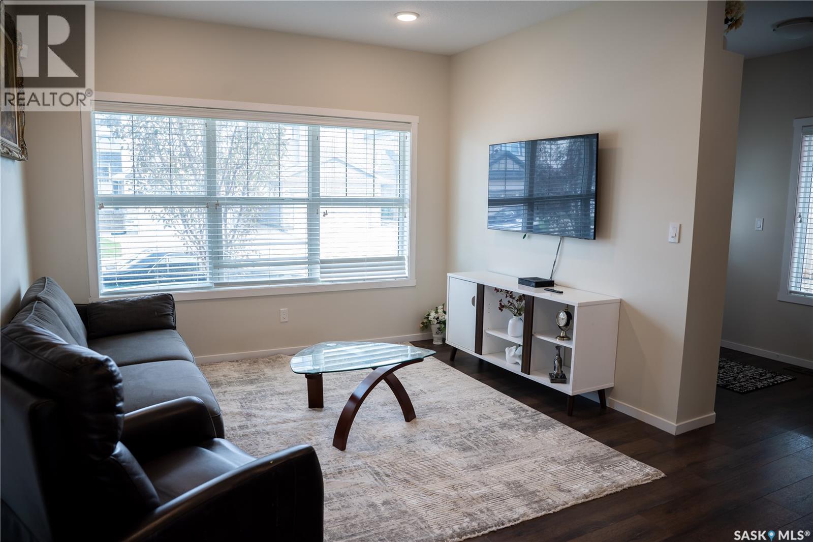 3418 Green Turtle Road, Regina, Saskatchewan  S4V 3N7 - Photo 5 - SK048998