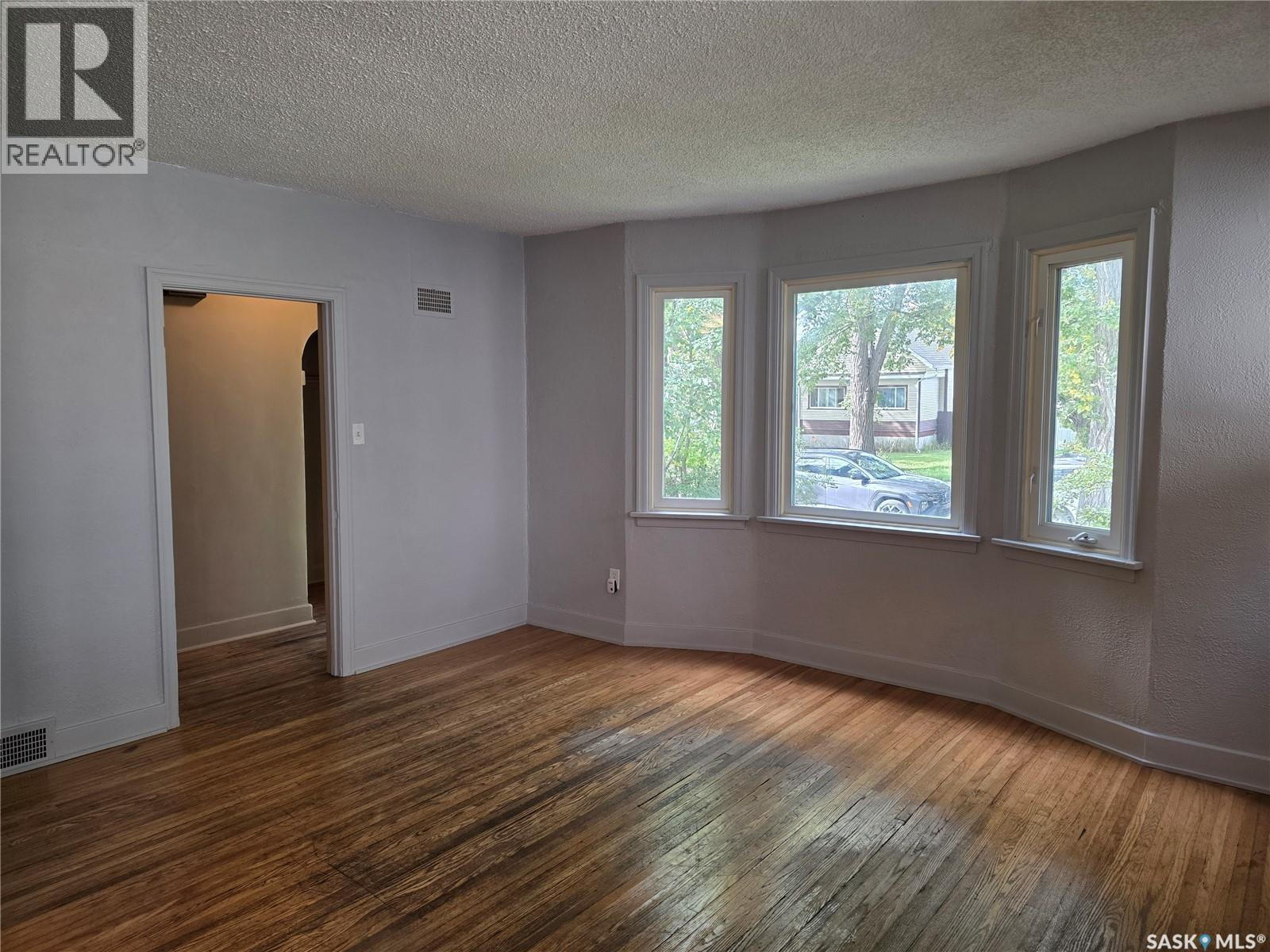 1365 Princess Street, Regina, Saskatchewan  S4T 3Y9 - Photo 3 - SK048989