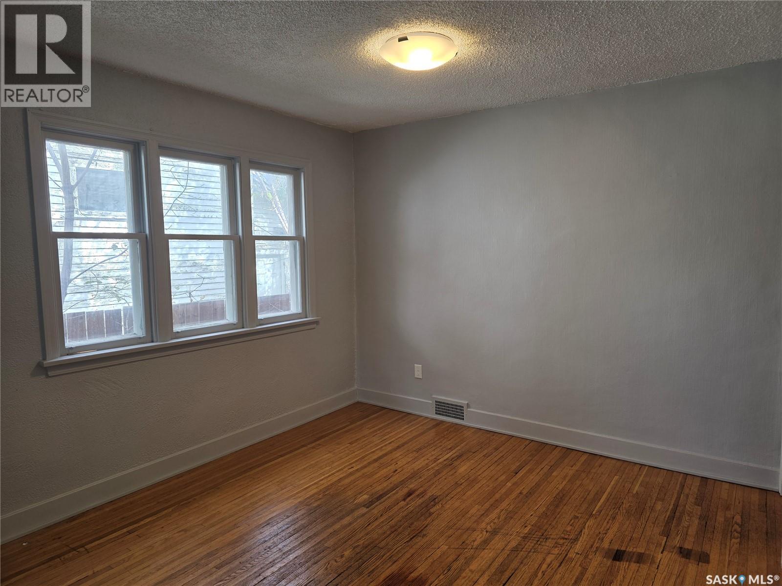 1365 Princess Street, Regina, Saskatchewan  S4T 3Y9 - Photo 7 - SK048989