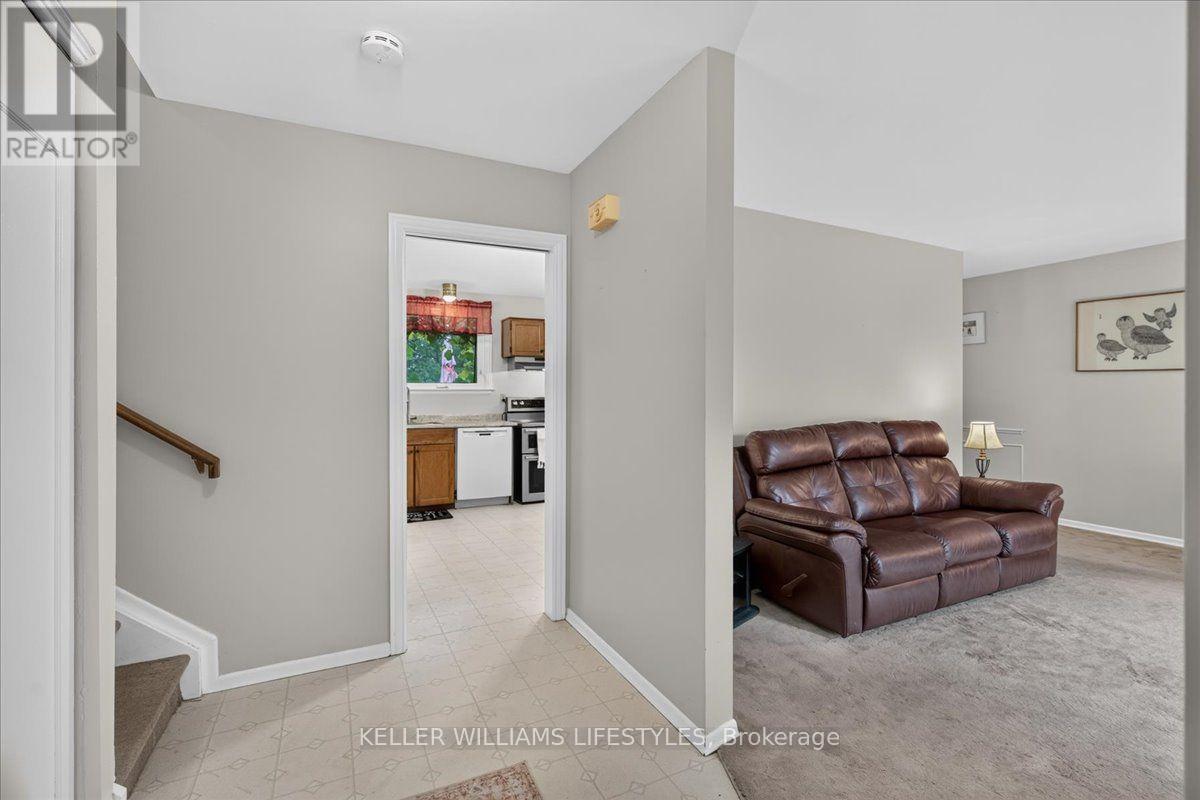 76 Fox Mill Crescent, London South, Ontario  N6J 2B4 - Photo 10 - X13809458