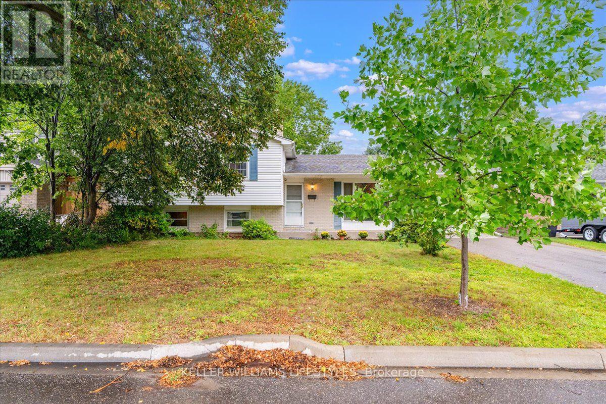 76 Fox Mill Crescent, London South, Ontario  N6J 2B4 - Photo 5 - X13809458