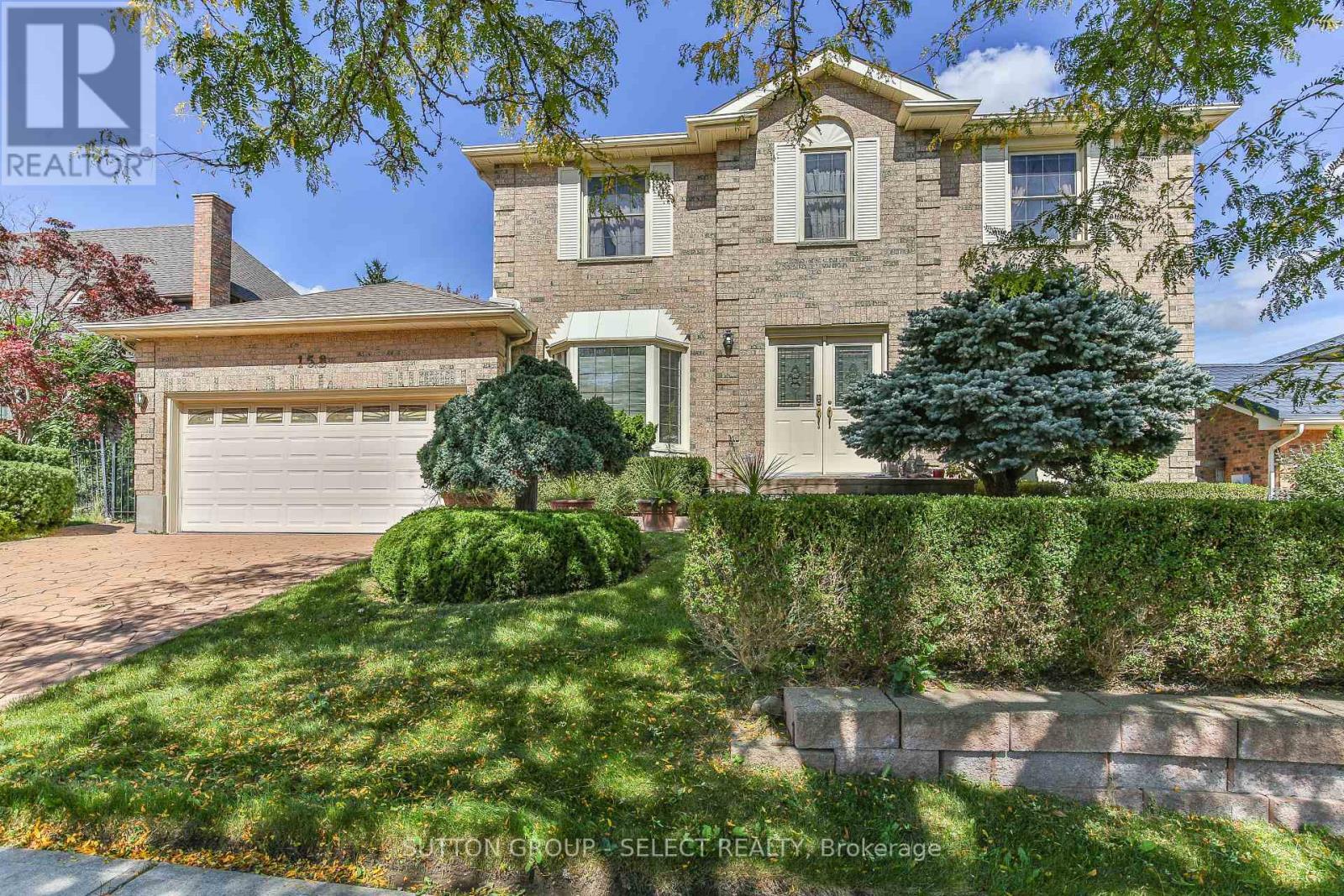 $729,000158 Ambleside Drive, London North, Ontario