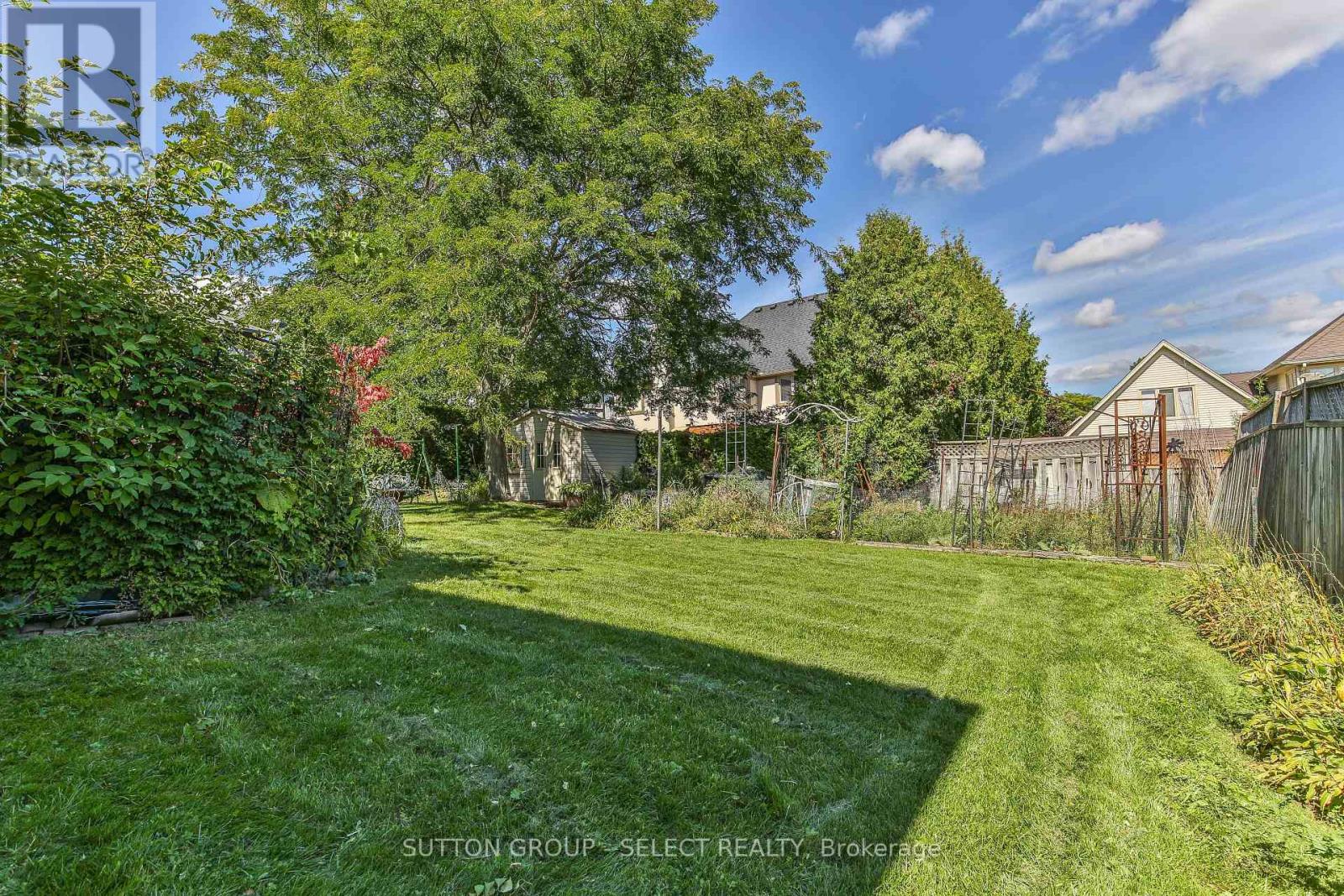 158 Ambleside Drive, London North, Ontario  N6G 4P4 - Photo 40 - X13809534