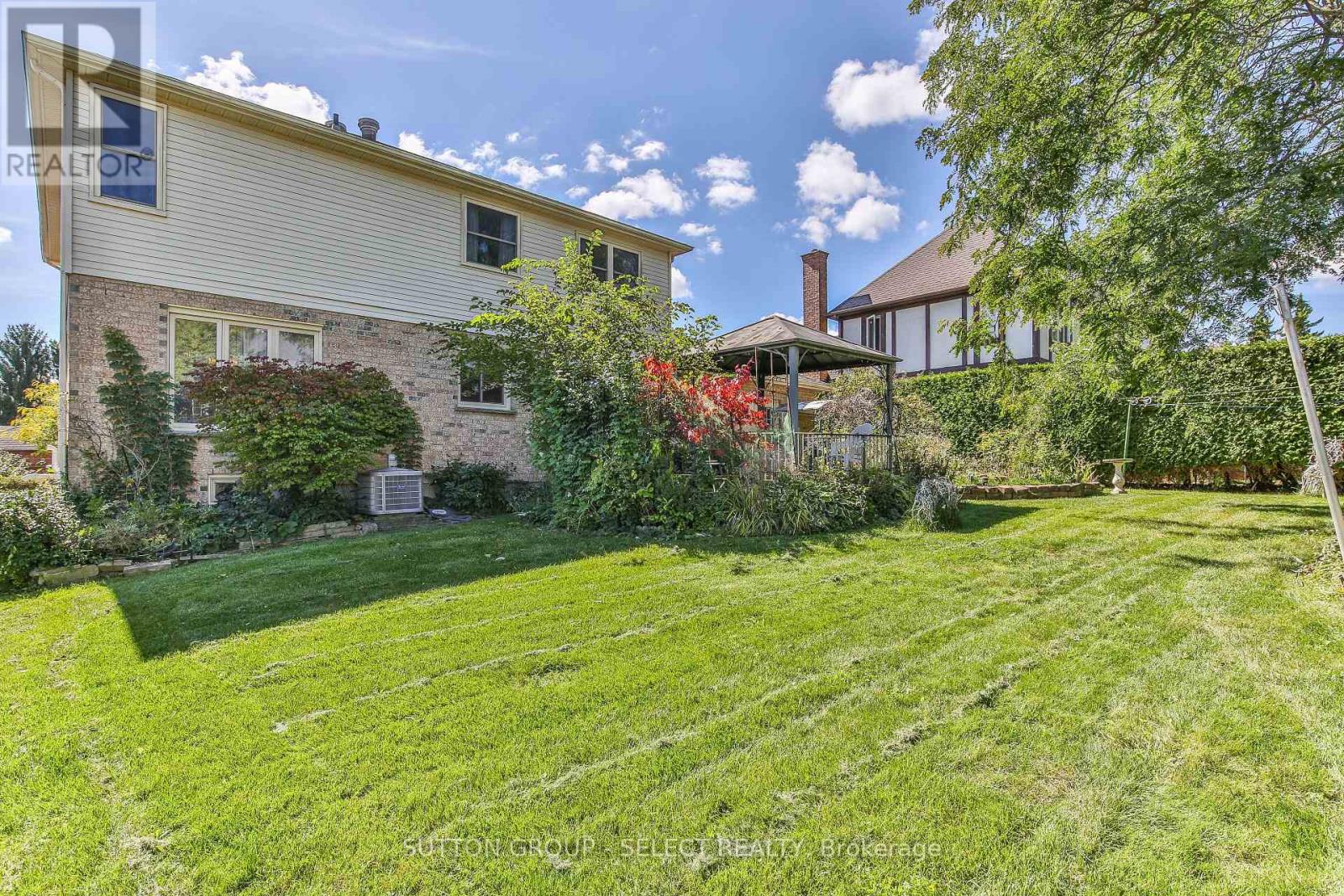 158 Ambleside Drive, London North, Ontario  N6G 4P4 - Photo 41 - X13809534