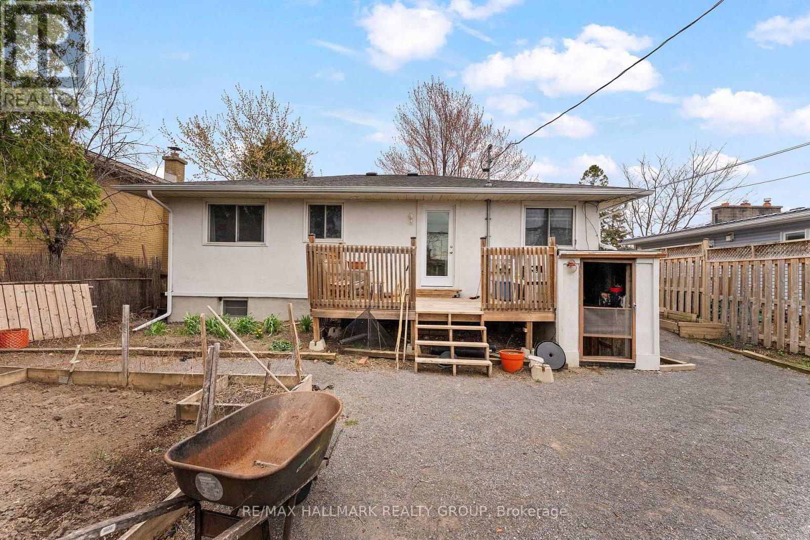 1318 Avenue Q, Ottawa, Ontario  K1G 0B6 - Photo 16 - X13809456