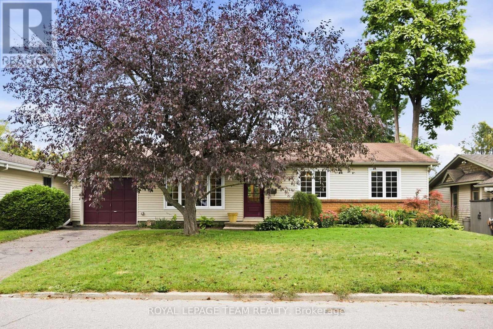 1377 FONTENAY CRESCENT, ottawa, Ontario