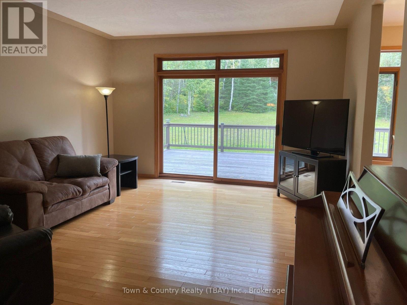 1990 Loch Lomond Road, Thunder Bay, Ontario  P7J 1E9 - Photo 6 - X13809490