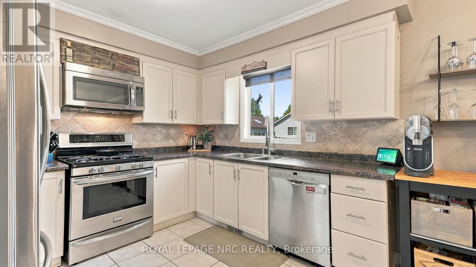 32 Poplar Crescent, Welland, Ontario  L3C 6W5 - Photo 16 - X13809254