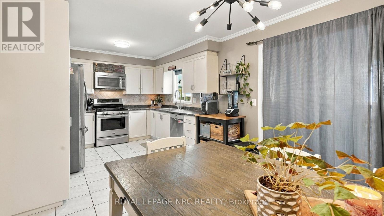 32 Poplar Crescent, Welland, Ontario  L3C 6W5 - Photo 18 - X13809254