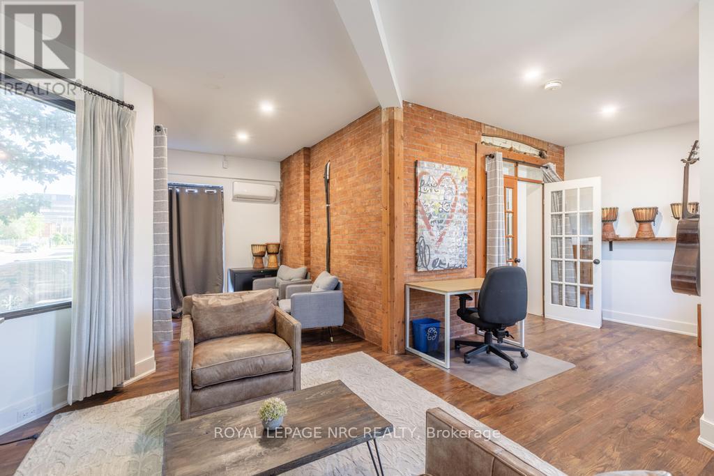 58 Ontario Street, St. Catharines, Ontario  L2R 5J4 - Photo 9 - X13809308