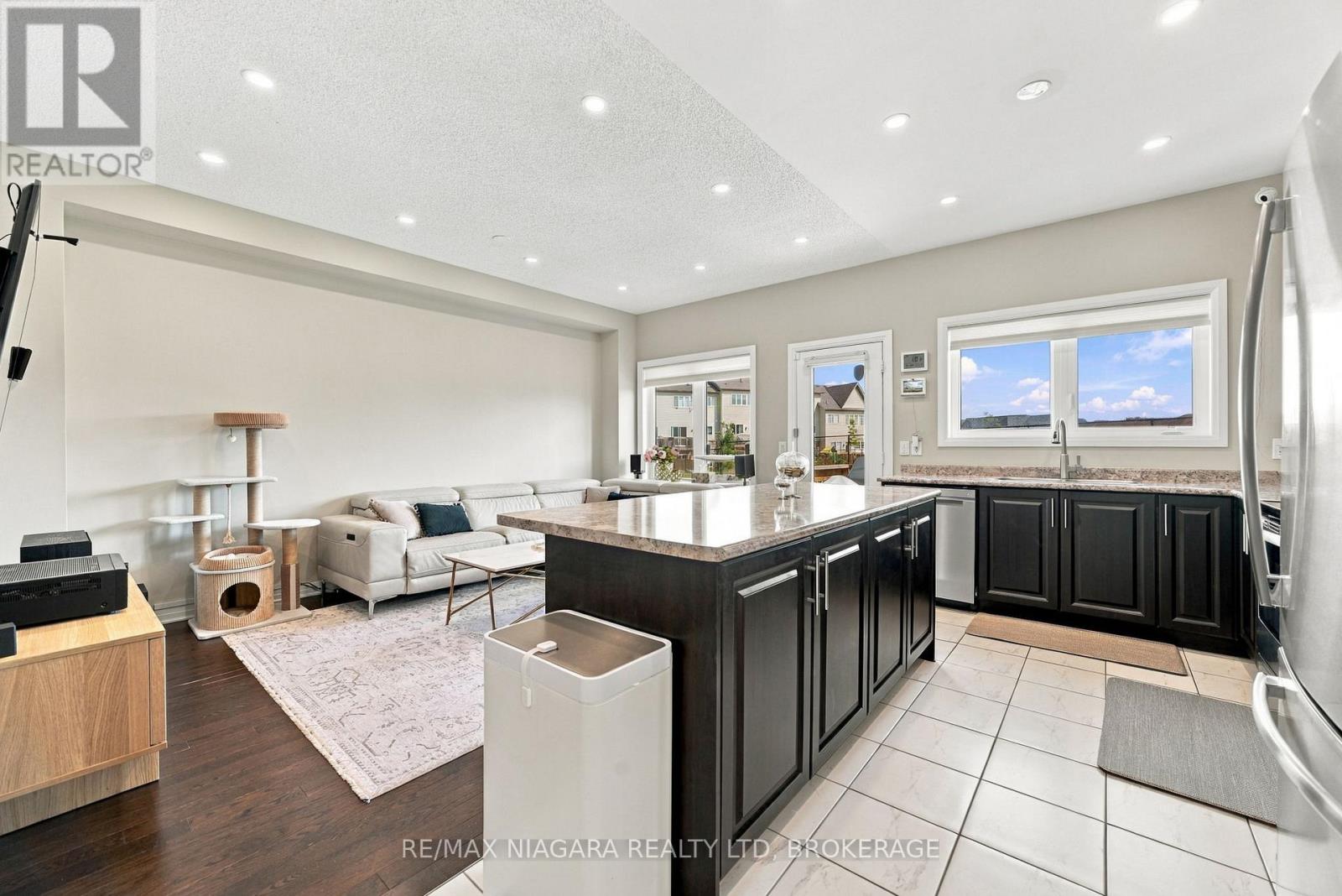 4032 Fracchioni Drive, Lincoln, Ontario  L3J 0R6 - Photo 8 - X13809370