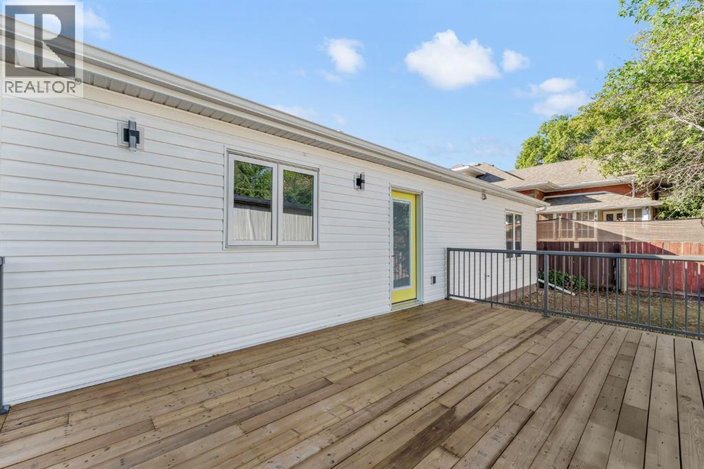 452 Cambridge Street SE photo 34