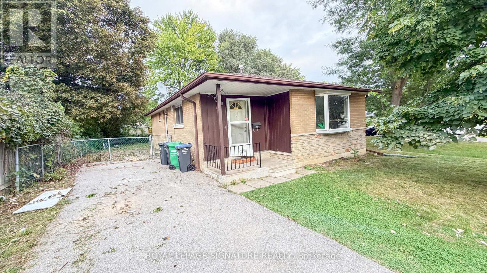 14 Pennywood Road, Brampton, Ontario  L6V 2J7 - Photo 3 - W13791284