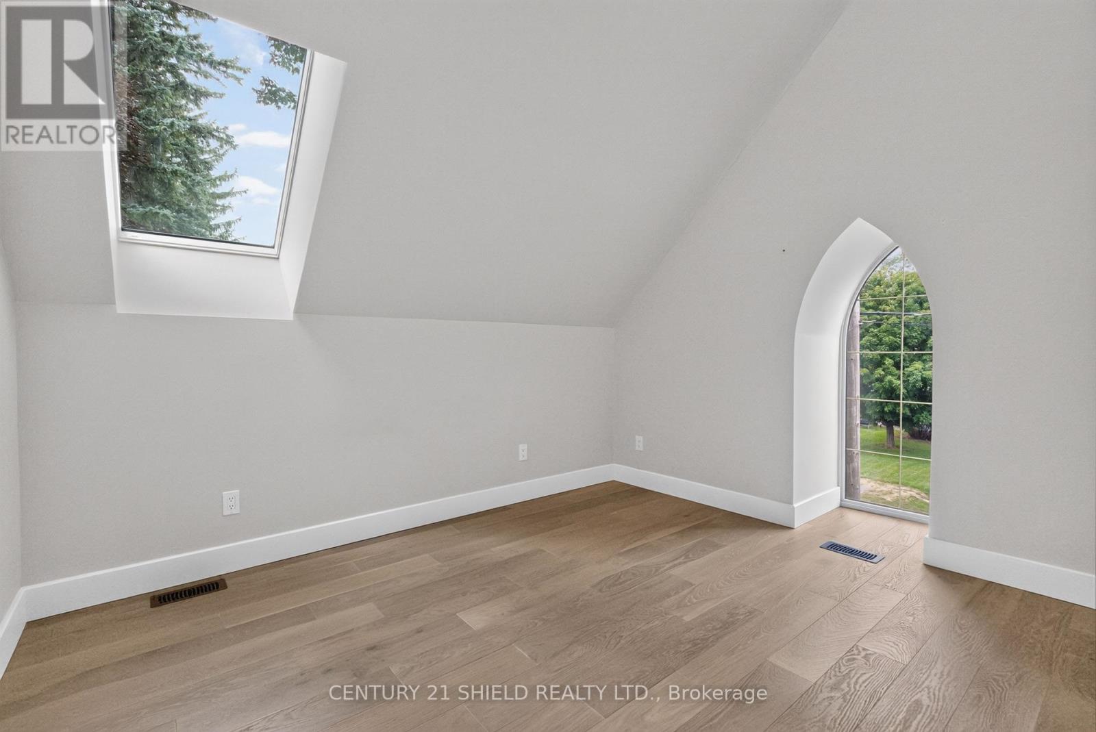 12 Maple Street, South Glengarry, Ontario  K0C 1N0 - Photo 31 - X13809264
