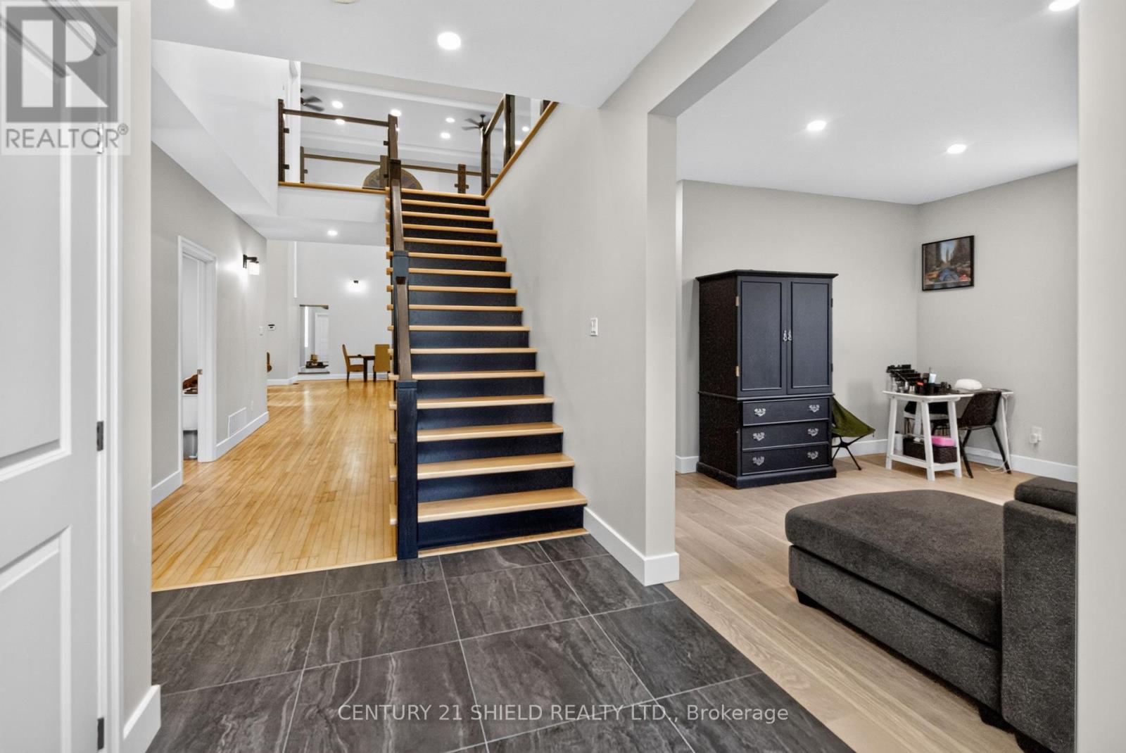 12 Maple Street, South Glengarry, Ontario  K0C 1N0 - Photo 6 - X13809264