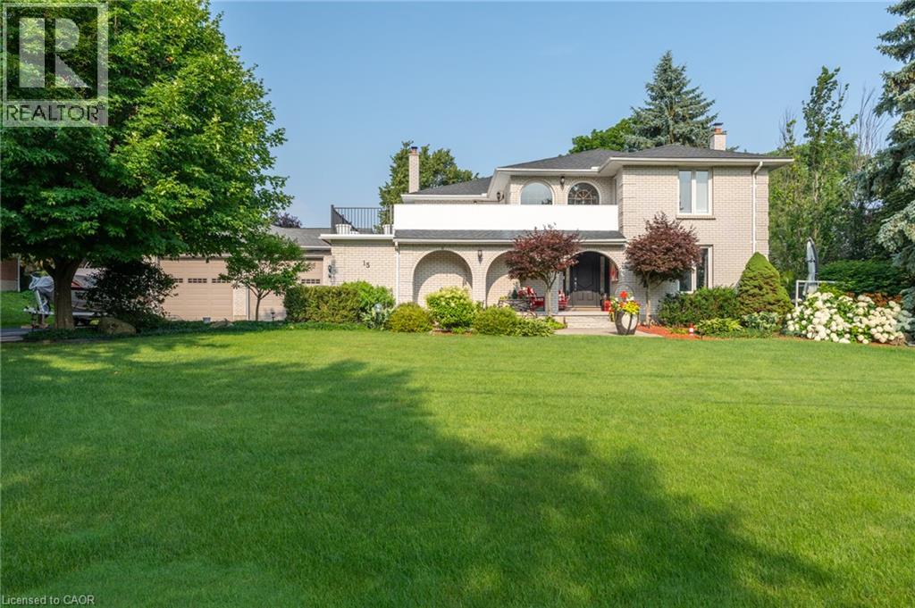 15 Marquette Drive, Kitchener, Ontario  N2P 2H2 - Photo 1 - 40865146