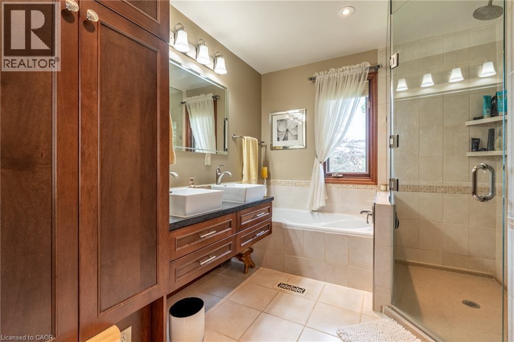 15 Marquette Drive, Kitchener, Ontario  N2P 2H2 - Photo 37 - 40865146