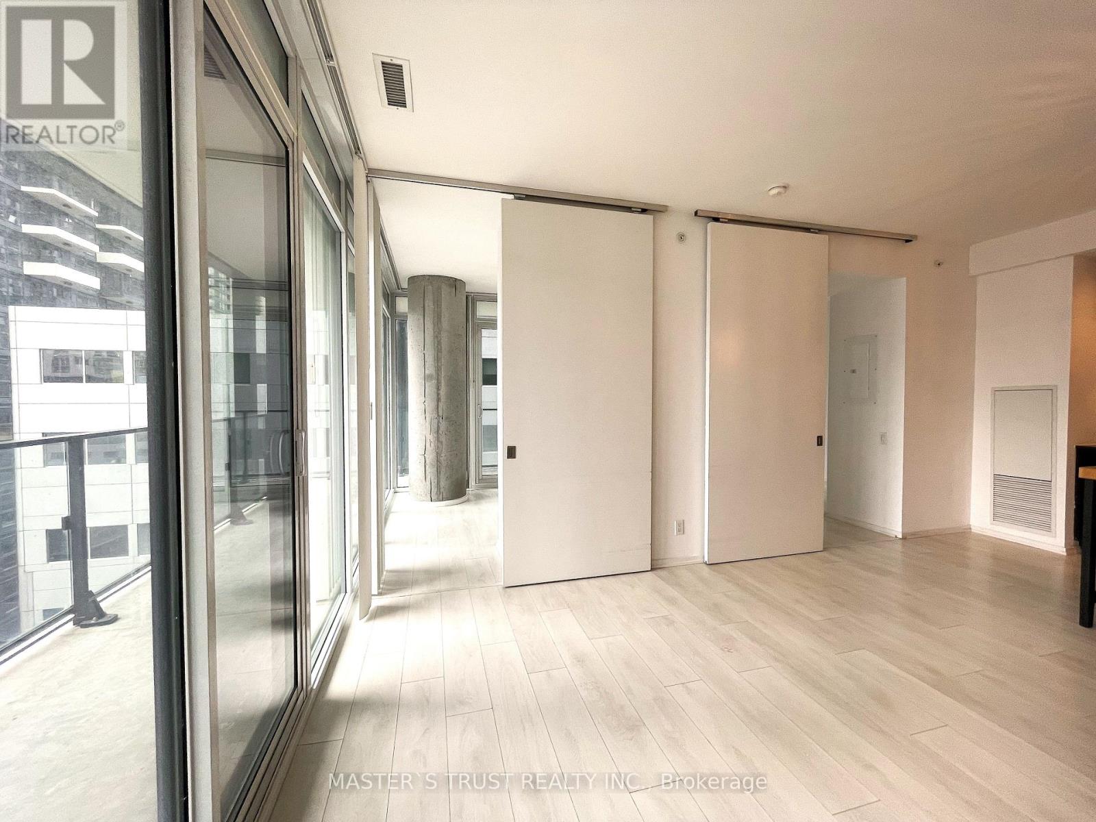 809 - 125 Peter Street, Toronto, Ontario  M5V 0M2 - Photo 9 - C13809268