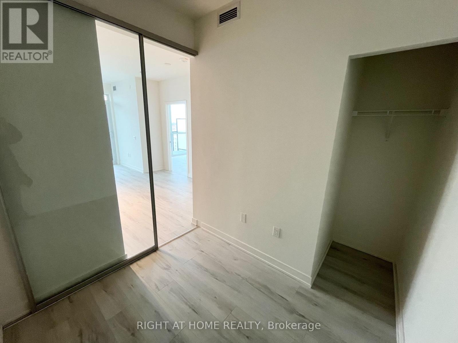 1801n - 120 Broadway Avenue, Toronto, Ontario  M4P 0E9 - Photo 17 - C13809406
