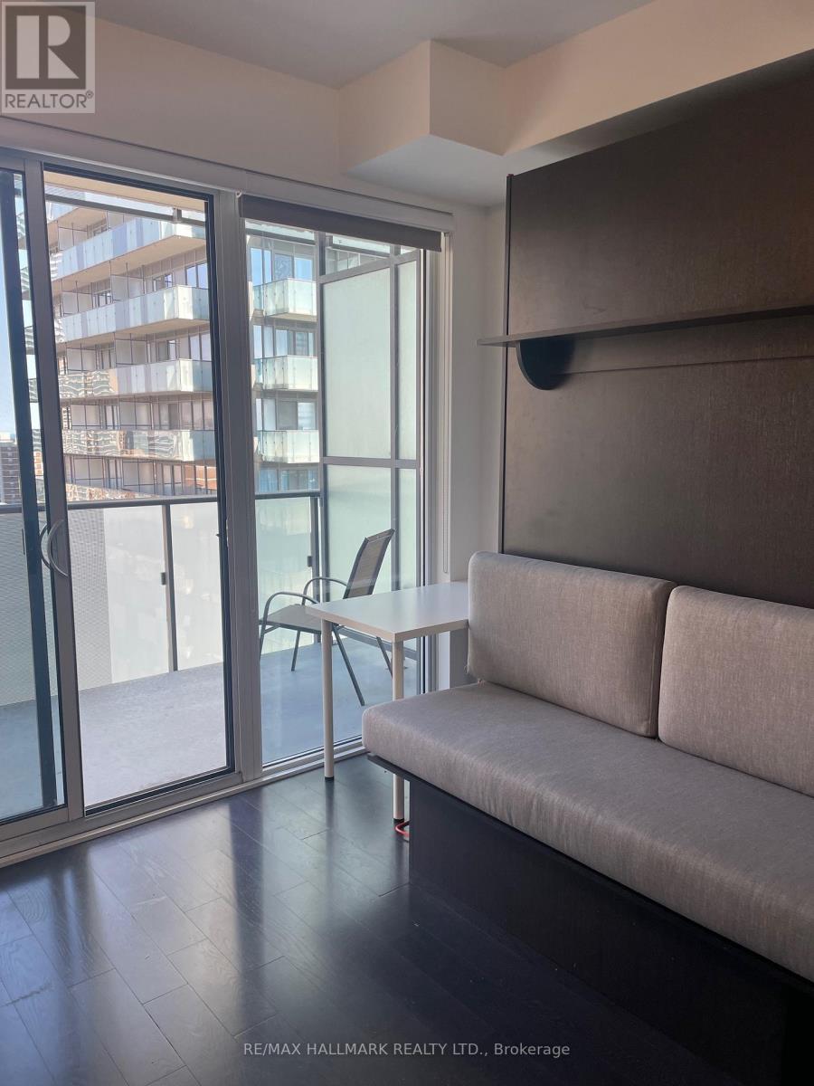 2210 - 65 St Mary Street, Toronto, Ontario  M5S 0A6 - Photo 7 - C13809422