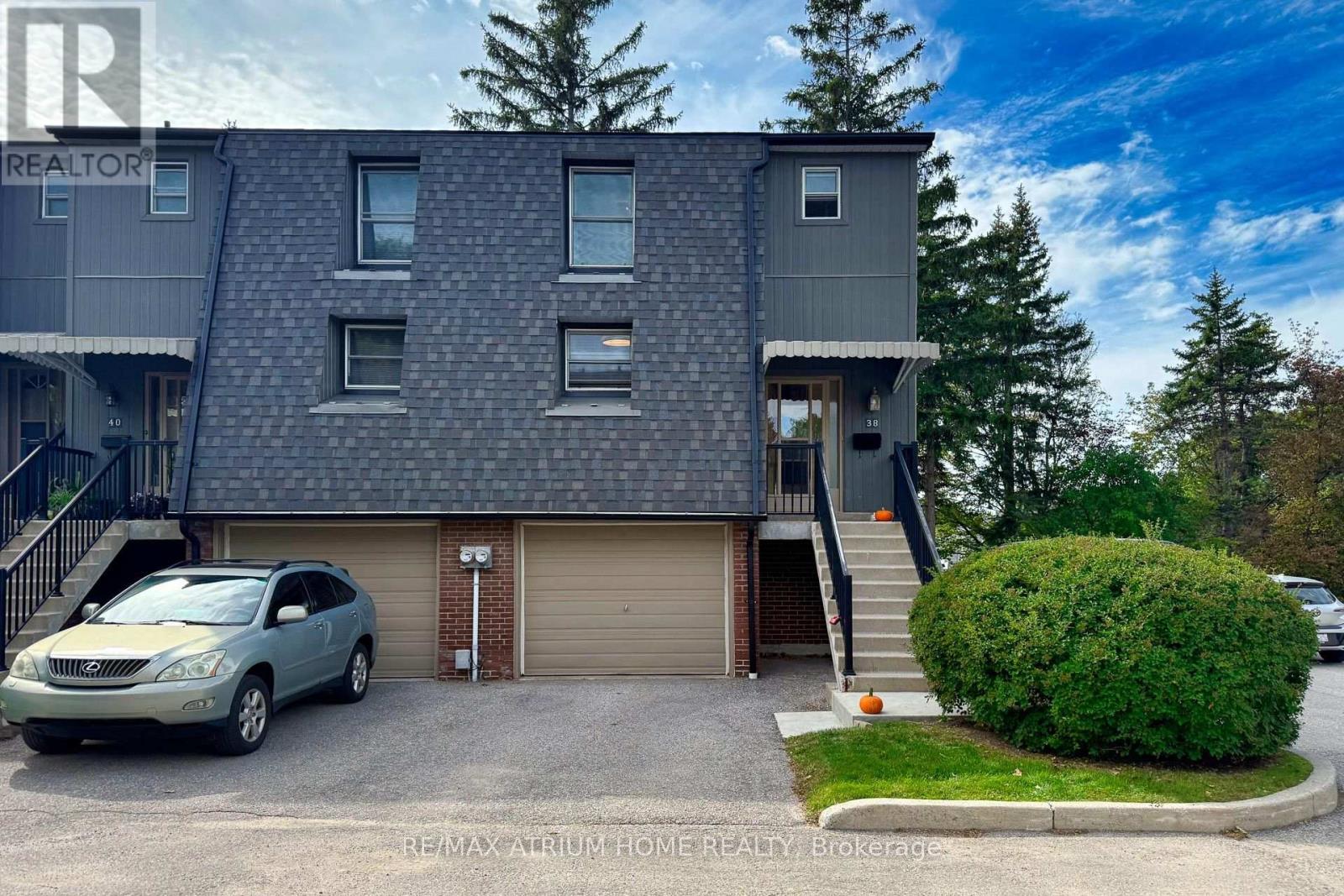 38 Purple Sageway, Toronto, Ontario  M2H 2Z5 - Photo 2 - C13809432