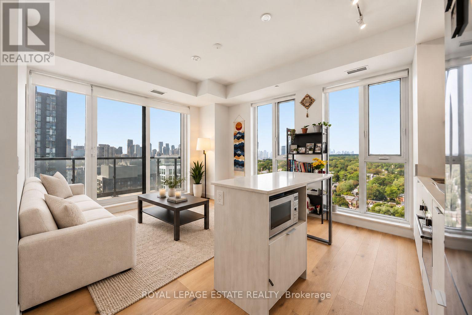 2008 - 130 RIVER STREET, Toronto, Ontario