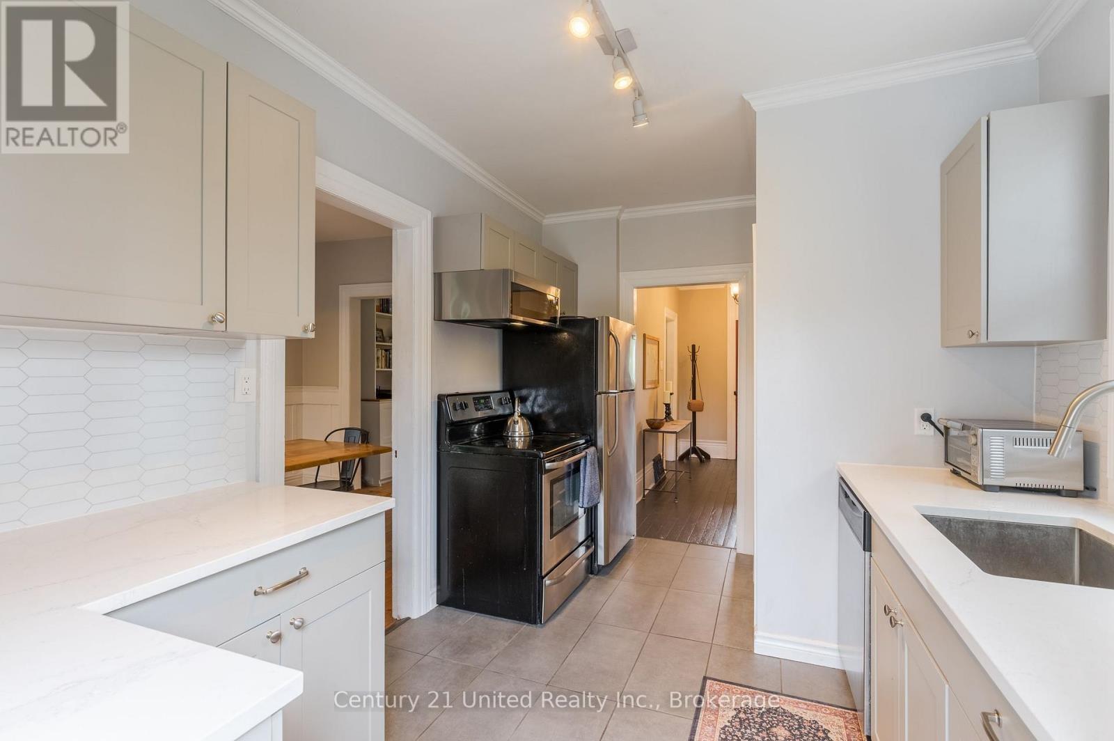 598 Downie Street, Peterborough, Ontario  K9H 4K1 - Photo 18 - X13809272