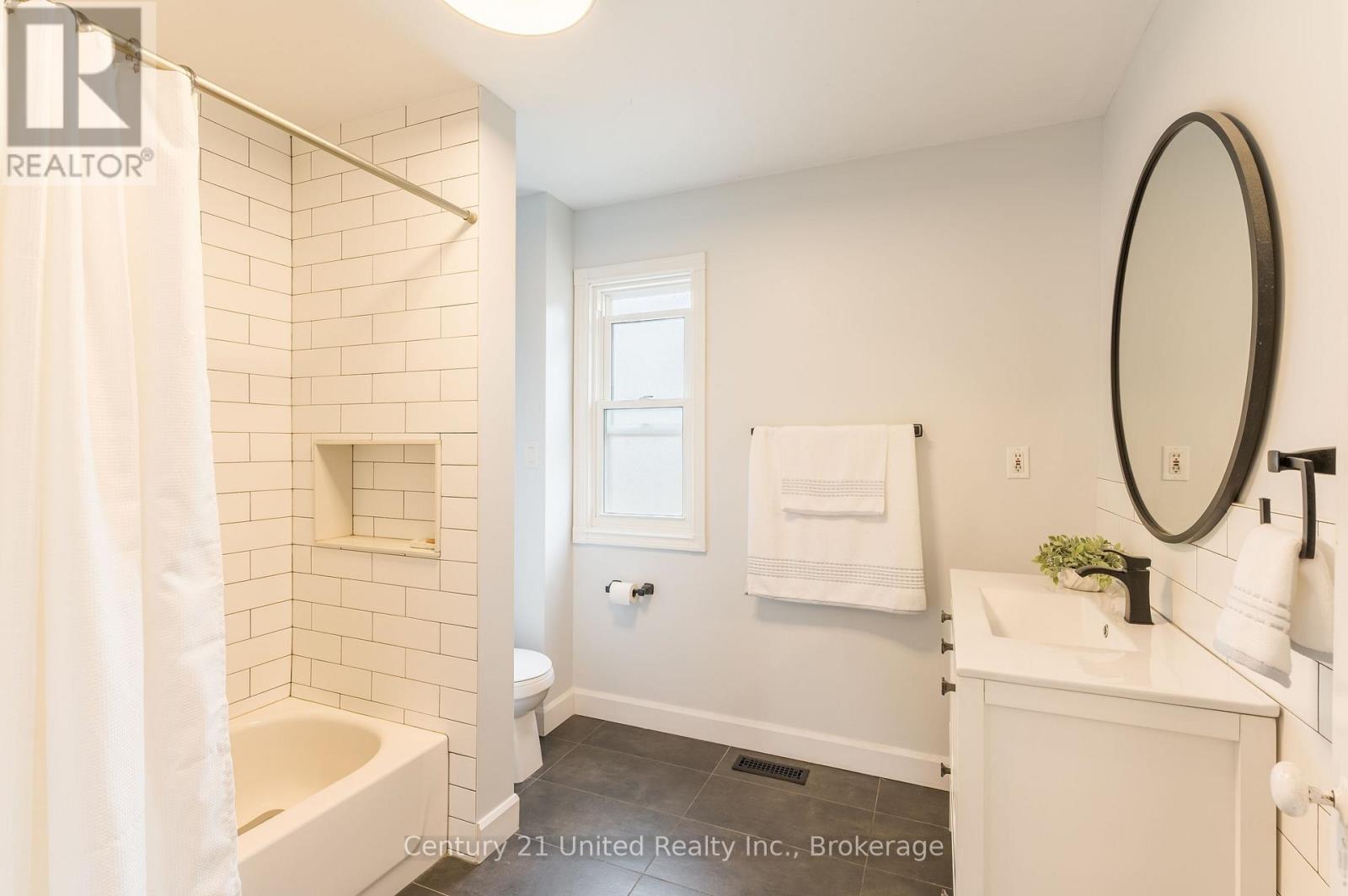 598 Downie Street, Peterborough, Ontario  K9H 4K1 - Photo 37 - X13809272