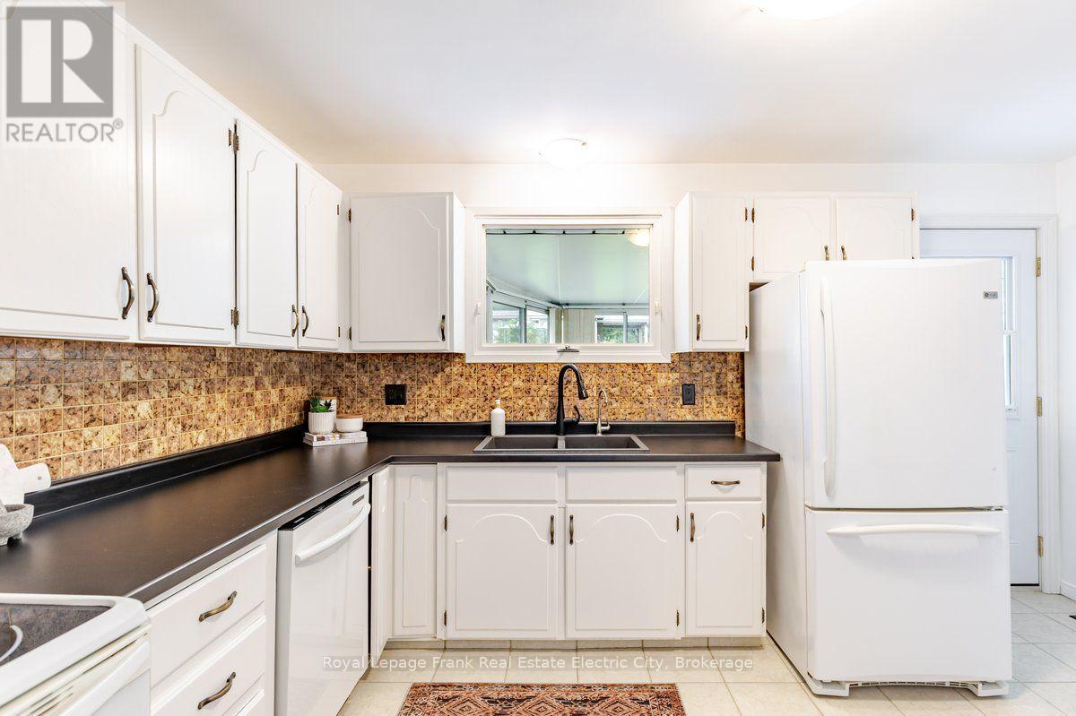 368 O'leary Avenue, Peterborough, Ontario  K9K 1E3 - Photo 8 - X13809280