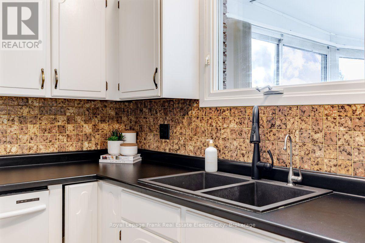 368 O'leary Avenue, Peterborough, Ontario  K9K 1E3 - Photo 9 - X13809280