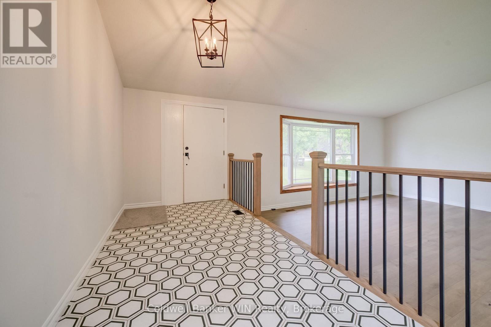 456 Queen Street W, Wellington North, Ontario  N0G 2L3 - Photo 5 - X13809454