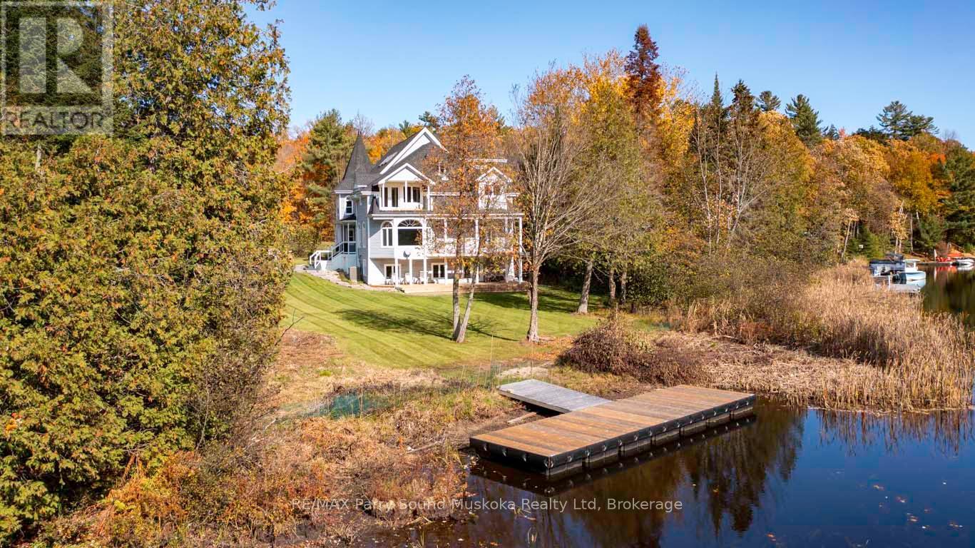 14-16 KNOWLES CRESCENT, Seguin, Ontario