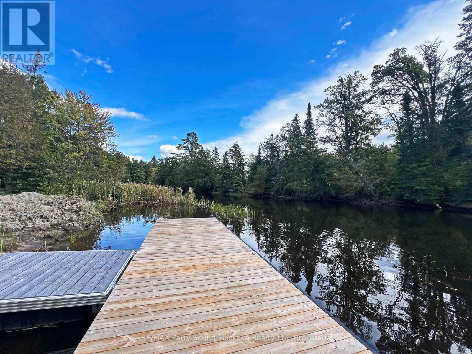 14-16 Knowles Crescent, Seguin, Ontario  P0C 1J0 - Photo 2 - X13809512