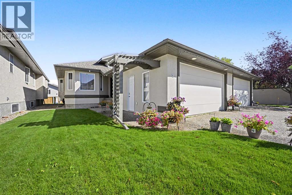 2, 8910 122 Avenue photo 2