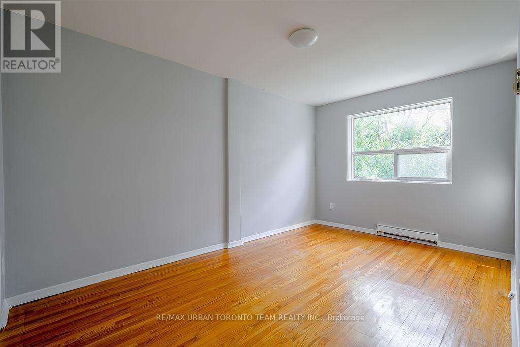 1 - 1346 Queen Street E, Toronto, Ontario  M4L 1C5 - Photo 11 - E13809216