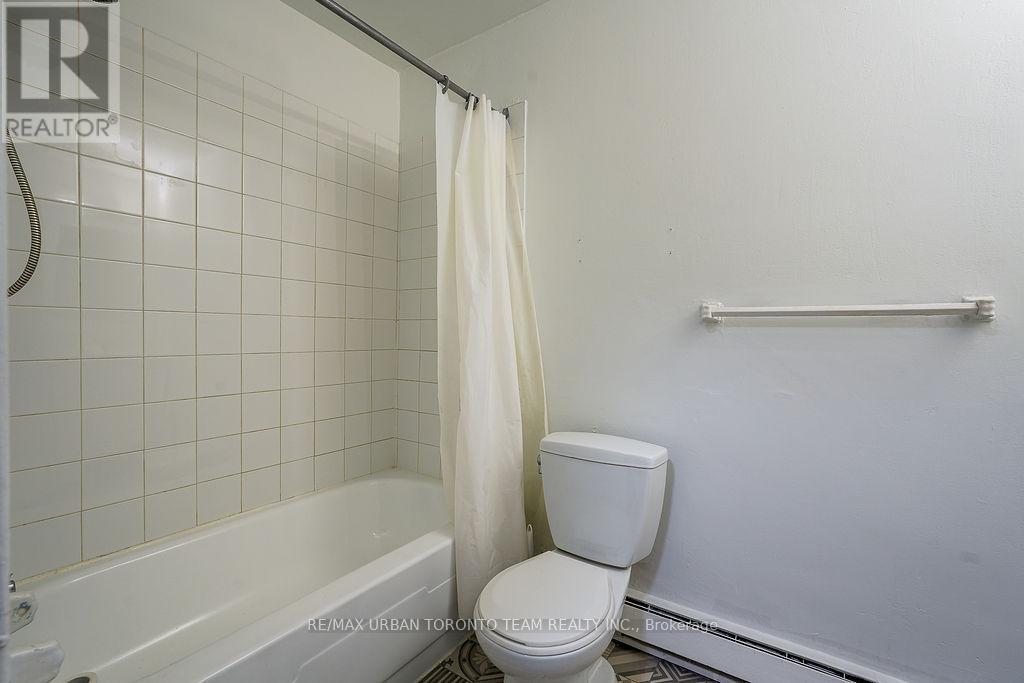 1 - 1346 Queen Street E, Toronto, Ontario  M4L 1C5 - Photo 17 - E13809216