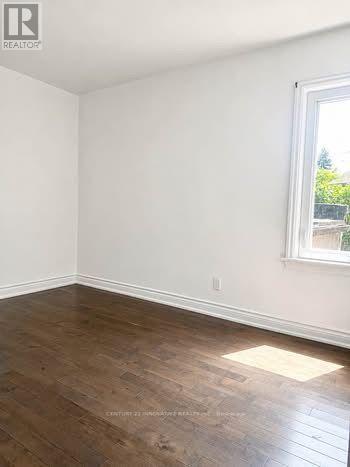 Main - 240 Parkview Hill Crescent, Toronto, Ontario  M4B 1S3 - Photo 12 - E13809328
